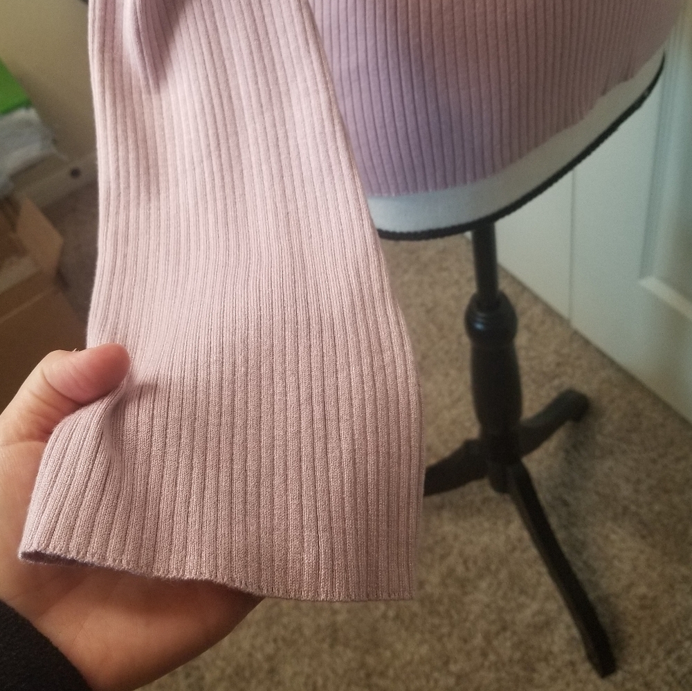 Lavender Cold Shoulder Top - Picture 6 of 6